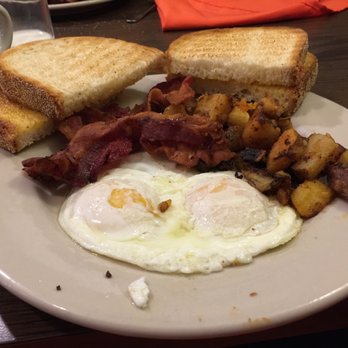 The Crack'd Egg - New American Near Me - Brentwood, Pennsylvania