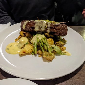 Lake House Restaurant - Mediterranean Near Me - Vineland, Ontario