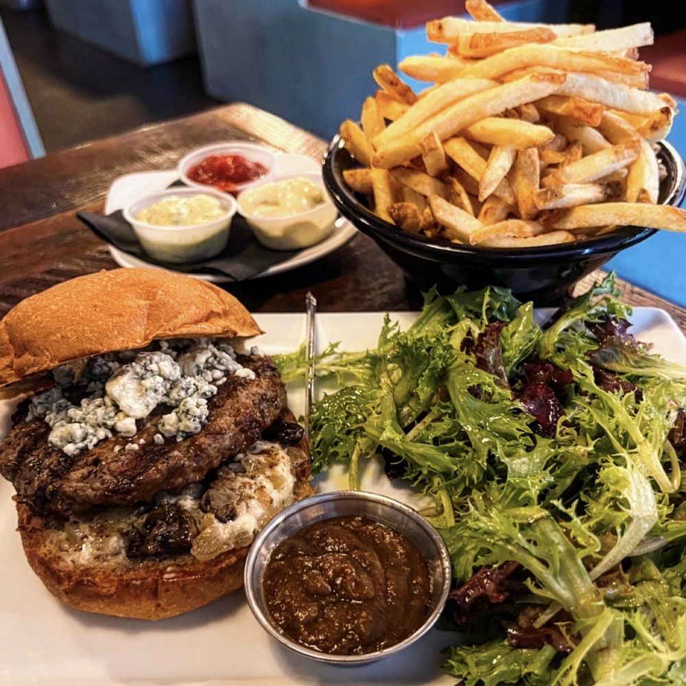 Burger Bach - Wellington Burger - Burgers Near Me - Richmond, Virginia