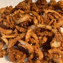 Shackett's - Clam basket with onion rings. Dirty oil, overcooked food and not one "belly".
