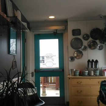 Dilly Dally Coffee Cafe - Cafes Near Me - Halifax, Nova Scotia
