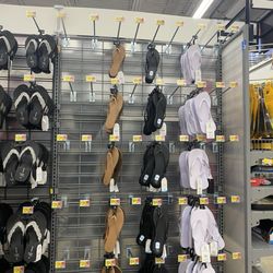Walmart Supercenter - Flip flops