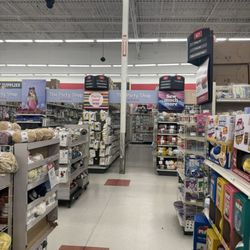 Michaels - Crafts section