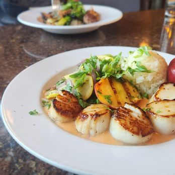 Kinley's Restaurant & Bar - Scallops - New American Near Me - Anchorage, Alaska Kinley's Restaurant & Bar - Scallops - New American Near Me - Anchorage, Alaska