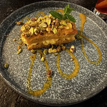 Modita - Mango Lassi Cake (VG) - Sushi Bars Near Me - Indianapolis, Indiana