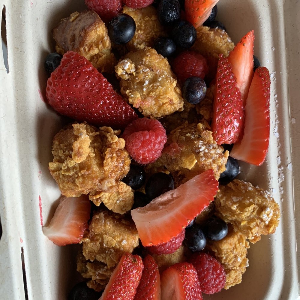 Golden Harvest Cafe - Berry explosion - Breakfast & Brunch Near Me - Eureka, California