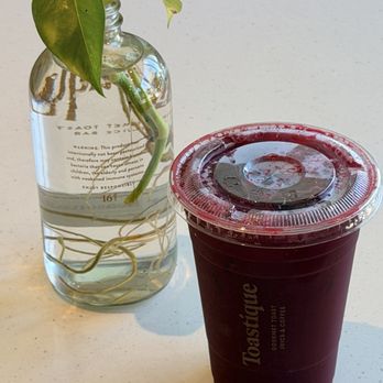 Toastique - Recharge Over Ice - Coffee & Tea Near Me - Ladera Ranch, California Toastique - Recharge Over Ice - Coffee & Tea Near Me - Ladera Ranch, California