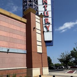 Century 20 Jordan Creek and XD - Theater exterior signage.