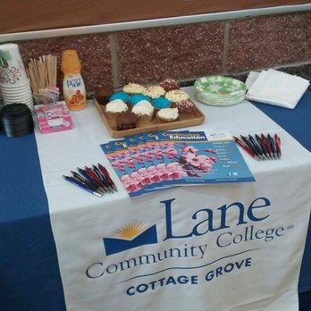 Lane Community College - Free cupcakes and registration event. - Colleges & Universities Near Me - Cottage Grove, Oregon Lane Community College - Free cupcakes and registration event. - Colleges & Universities Near Me - Cottage Grove, Oregon