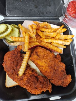 Dave's Hot Chicken by null