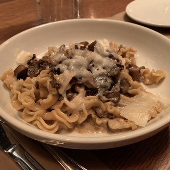 Evelina - Malfaldine and seasonal mushrooms - Italian Near Me - Brooklyn, New York