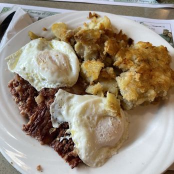 Park Place Diner - Corned beef hash and over easy eggs - Diners Near Me - Matawan, New Jersey
