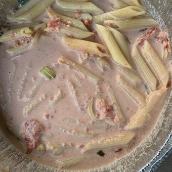 Tomato Pie Cafe - Penne Pink Leek swimming in sauce with hardly any noodles - Italian Near Me - Pittsburgh, Pennsylvania Tomato Pie Cafe - Penne Pink Leek swimming in sauce with hardly any noodles - Italian Near Me - Pittsburgh, Pennsylvania