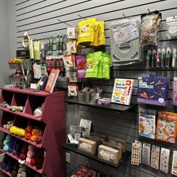 Wildwood Makers Market - Yarn & Art Supplies
