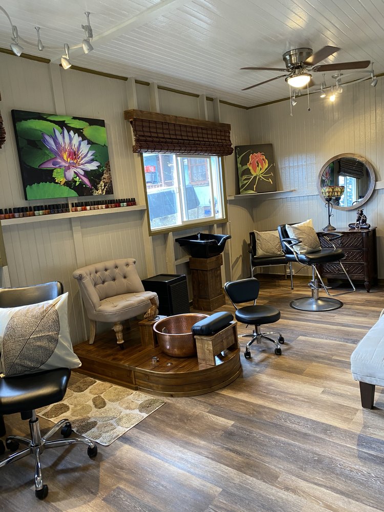 MIMI’S PLACE SALON AND SPA 49 Photos 1328 Ilima Ave, Lanai City