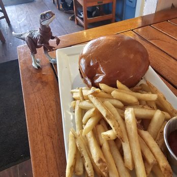 The Beachcomber Cafe - Kids Cheesburger - Seafood Near Me - Newport Beach, California The Beachcomber Cafe - Kids Cheesburger - Seafood Near Me - Newport Beach, California