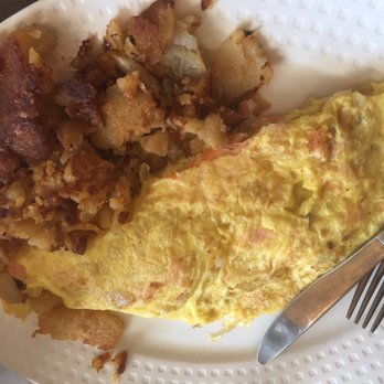 Annadale terrace - Lox & Onion Omelette w Potatoes - Bars Near Me - Annadale, New York Annadale terrace - Lox & Onion Omelette w Potatoes - Bars Near Me - Annadale, New York