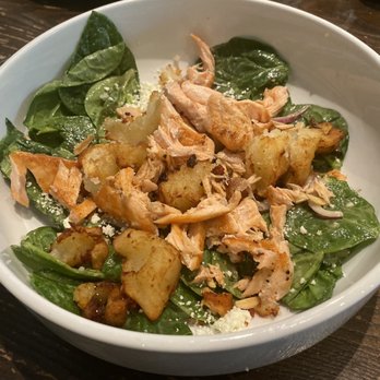 The Wild Fork - Salmon salad - American Near Me - Tulsa, Oklahoma The Wild Fork - Salmon salad - American Near Me - Tulsa, Oklahoma