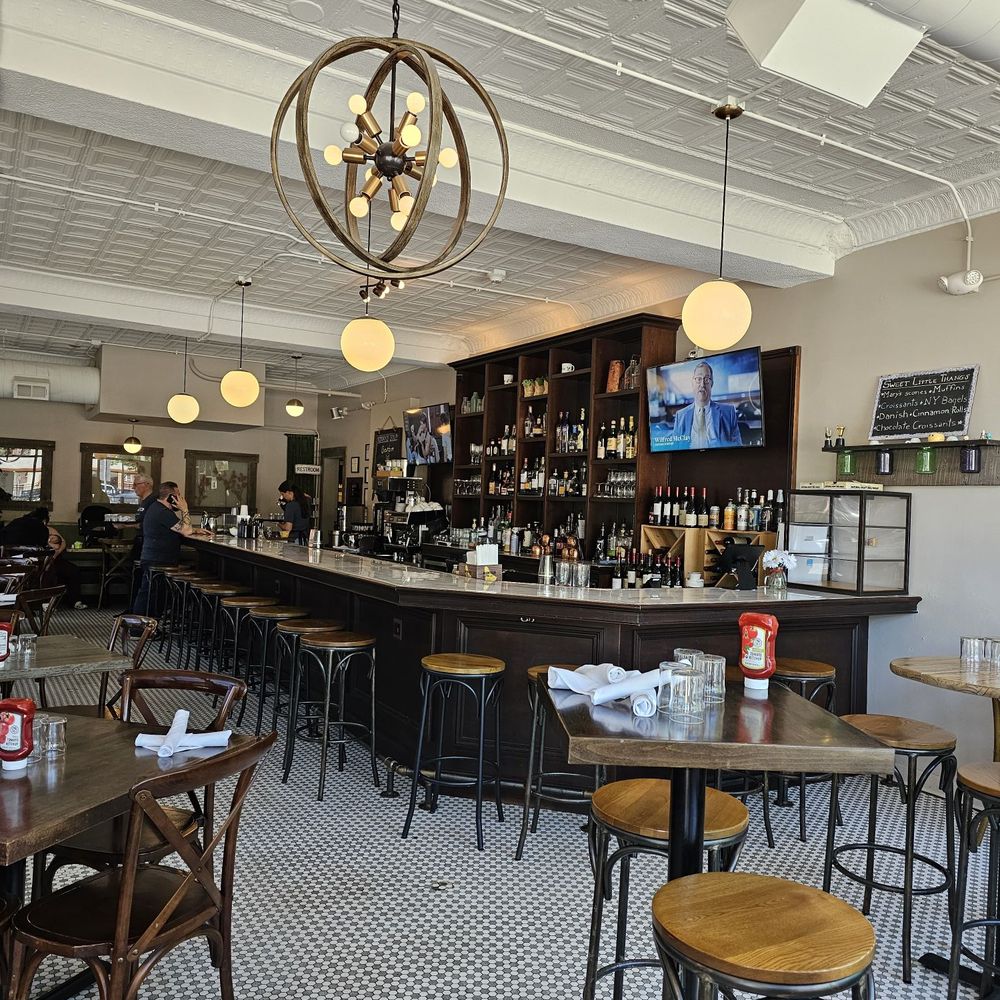 Milkstop Cafe - Dining and bar area - Cocktail Bars Near Me - La Grange, Illinois