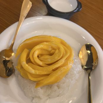 Thaiburi - Mango sticky rice, not the greatest but ok - Thai Near Me - Modesto, California