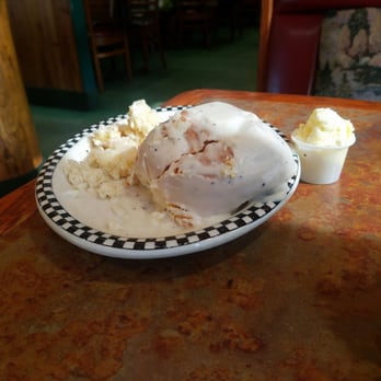 Black Bear Diner Modesto - Gross cold biscuits and gravy!!! Totally disgusting - Diners Near Me - Modesto, California Black Bear Diner Modesto - Gross cold biscuits and gravy!!! Totally disgusting - Diners Near Me - Modesto, California