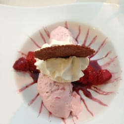 Scharfes Eck - Erdbeermousse