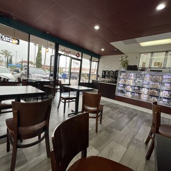 5th Ave Bagelry - Dining room - Bakeries Near Me - Los Alamitos, California 5th Ave Bagelry - Dining room - Bakeries Near Me - Los Alamitos, California
