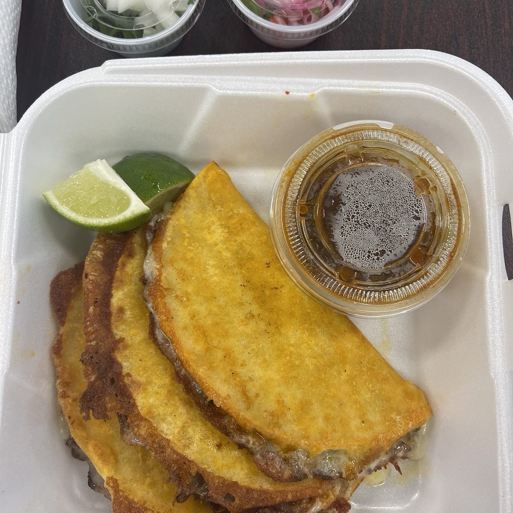 Habaneros Latin Kitchen - Burria Tacos - Salvadoran Near Me - Ogden, Utah Habaneros Latin Kitchen - Burria Tacos - Salvadoran Near Me - Ogden, Utah