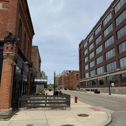 Andrews On the Corner