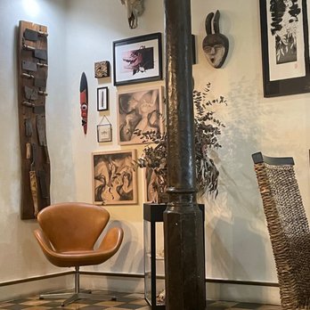 Meatshop Tattoo - Lobby - Tattoo Near Me - Barcelona, B Meatshop Tattoo - Lobby - Tattoo Near Me - Barcelona, B