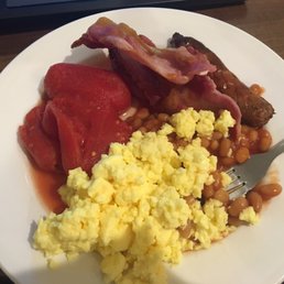 Make an English breakfast at the buffet every morning... Nap the rest of the day. Yummeh.
