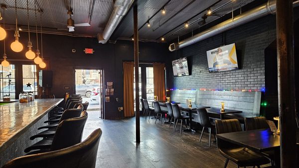 Academy Bar by null