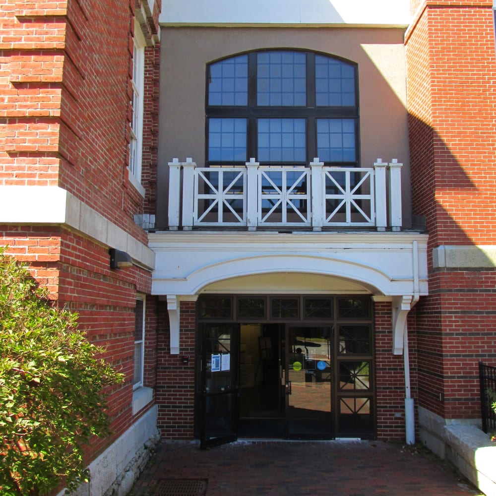 MERRILL MEMORIAL LIBRARY 26 Photos 215 Main St, Yarmouth, Maine