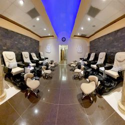 D&Q Nails Spa in Virginia Beach gift card