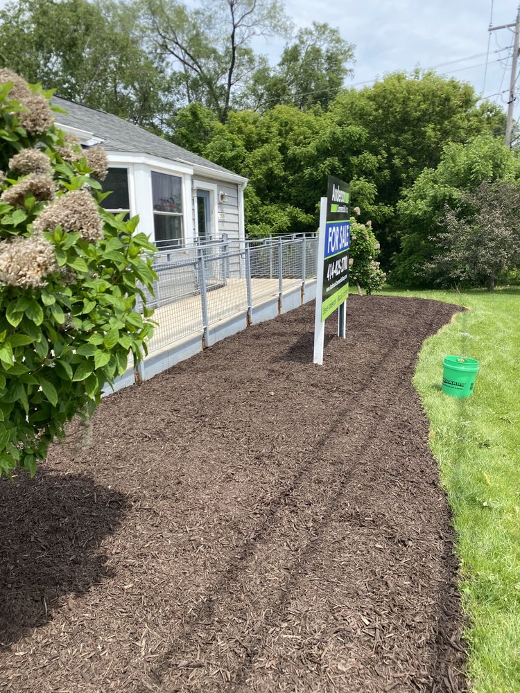 MUNDO JR LANDSCAPING - Updated March 2026 - Request a Quote - W138S7122 ...