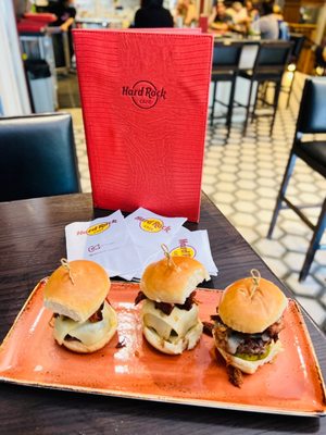 Hard Rock Cafe by null