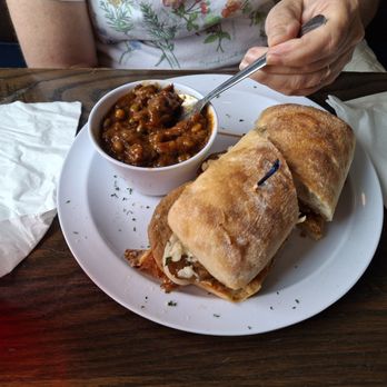 Gnats Landing - Fried green tomato poboy sandwich - Seafood Near Me - Statesboro, Georgia Gnats Landing - Fried green tomato poboy sandwich - Seafood Near Me - Statesboro, Georgia