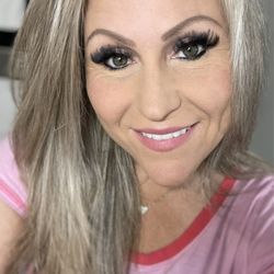 Adornn Lashes - Wispy volume is my fave!
