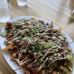 poke nachos