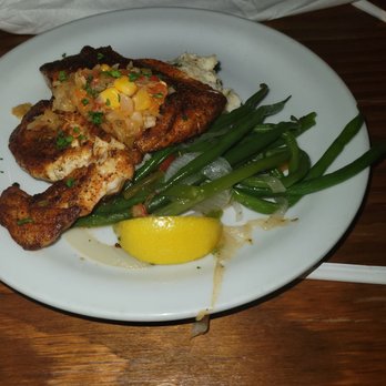 Harbor Docks - Red Snapper, shrimp and veggies - Sushi Bars Near Me - Destin, Florida