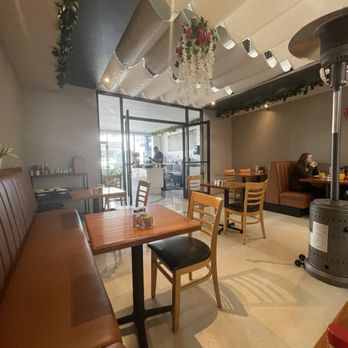 Lazy Daisy Cafe - The front (from the inside) - Cafes Near Me - Los Angeles, California Lazy Daisy Cafe - The front (from the inside) - Cafes Near Me - Los Angeles, California