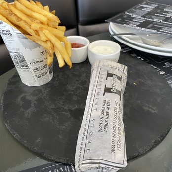Kohinoor Indo Pak Restaurant - Ji Janab (vegetarian paratha roll) and fries - Pakistani Near Me - Spring, Texas