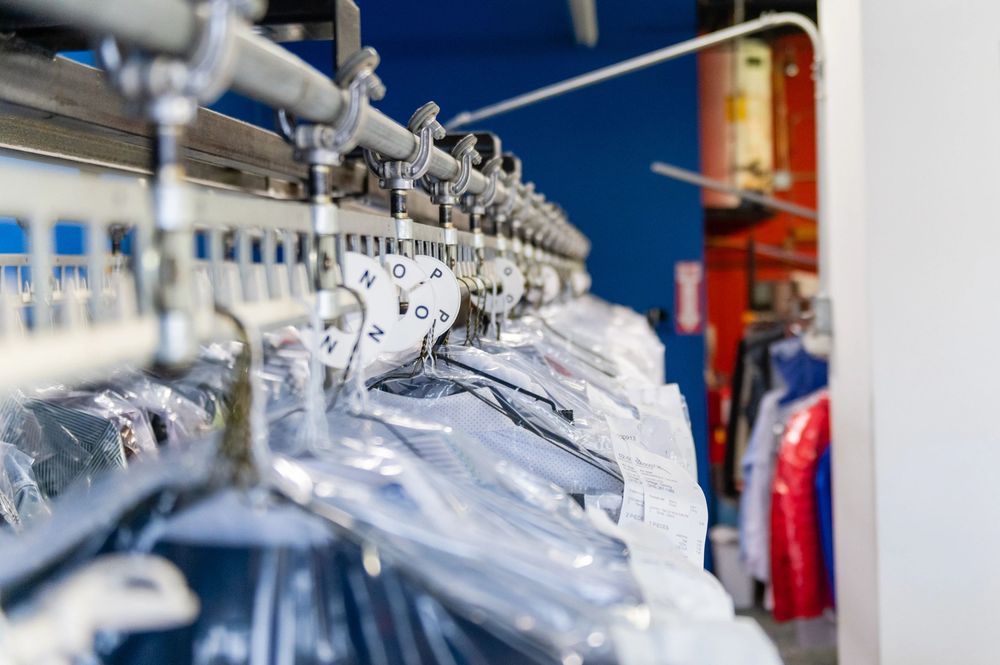 ALL STAR DRY CLEANING AND LAUNDRY Updated July 2024 12 Photos 343 S Greenwich Rd, Wichita