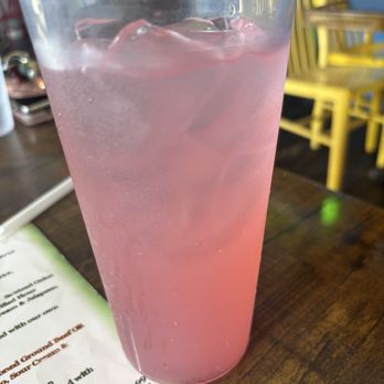 Gilligan's Island Bar & Grill - Lemonade - American Near Me - Siesta Key, Florida Gilligan's Island Bar & Grill - Lemonade - American Near Me - Siesta Key, Florida