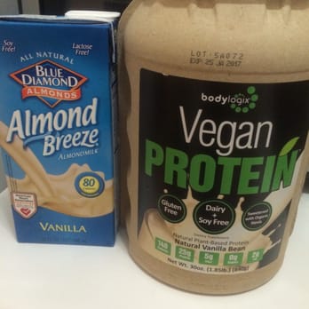 Mariano's - West Loop - Best protein EVER. And I've only ever seen this brand at Mariano's! Yum :) - Grocery Near Me - Chicago, Illinois