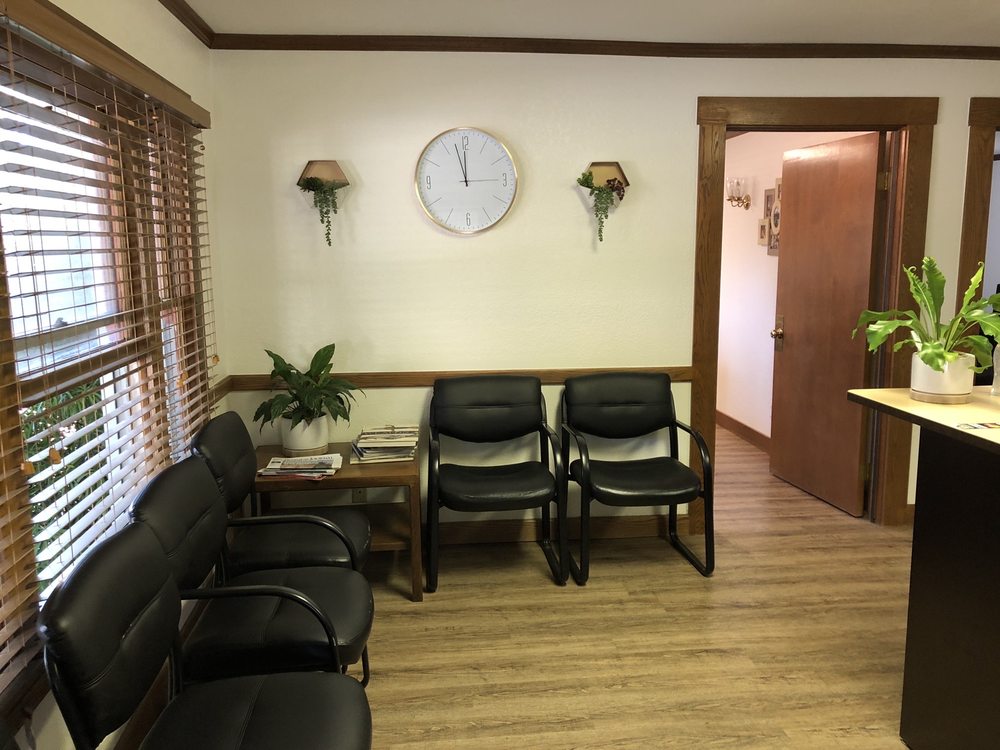 ASSOCIATED TAX SERVICES Updated September 2024 921 W Oak Ave