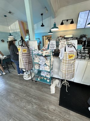 Mama Hawk's Kitchen & Coffee by null