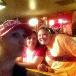 Hunters Inn Tavern - Birthday girl in her crown!!!