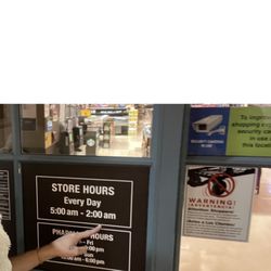 Ralphs Fresh Fare - False hours. False advertising.