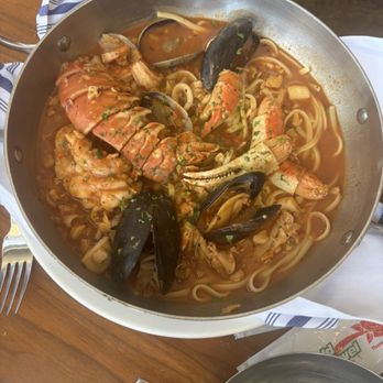 Mb Grille - Fisherman's stew - Seafood Near Me - Torrance, California Mb Grille - Fisherman's stew - Seafood Near Me - Torrance, California